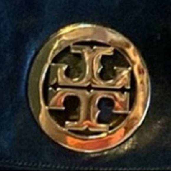 Tory Burch Designer clutch with gold chain and leather strap - Picture 8 of 8